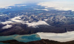 Dokaz da se ubrzano zagrijava: Prvi put pala kiša na Grenlandu na visini od 2.600 metara