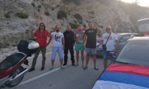 Grupa Hercegovaca blokirala put: “Nećemo dozvoliti da bruka ide iz Hercegovine”