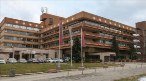 Nakon trećeg samoubistva pacijenta iz UKC Srpske poručuju: Podesićemo prozore na kip