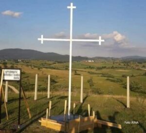 Vandali polomili krst u selu kod Tutina: Neko stvara tenzije između Srba i Bošnjaka
