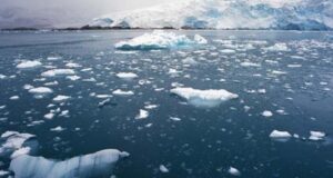 Mogle bi biti velike posljedice: Zemlja od 1994. godine izgubila 28 triliona tona leda