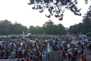 Protestne šetnje u Crnoj Gori: “Blokade, pritisci, niti hapšenja ne mogu zaustaviti narod u odbrani svetinja”