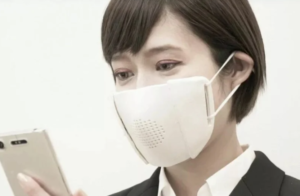 Sjajna ideja: Japanci razvili zaštitnu masku koja pojačava govor i prevodi na osam jezika