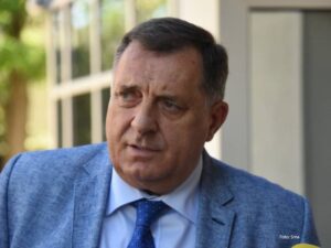 “SNSD ima najveću štetu: Dodik smatra da bi trebalo obustaviti glasanje putem pošte