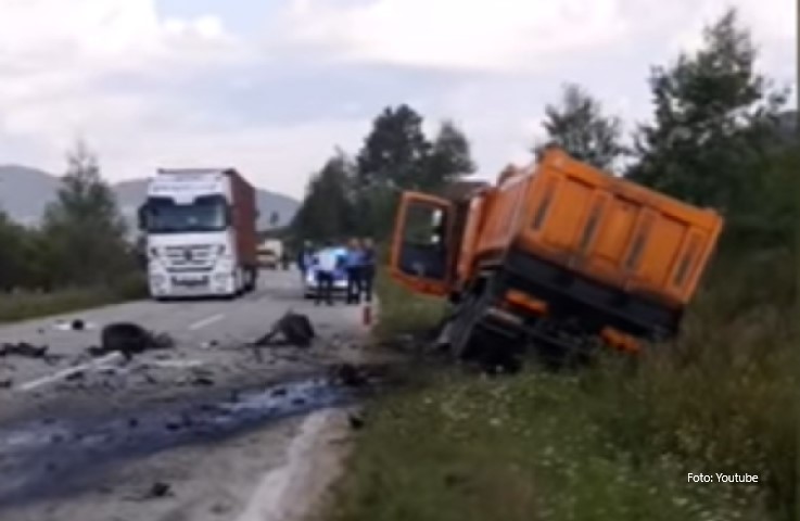 “Vozilo bilo smrskano”: Očevidac opisao detalje stravične nesreće u kojoj su stradali supružnici i beba