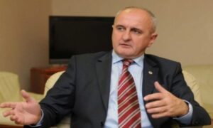 Ministar Đokić uvjerava! Vlada Srpske opredijeljena da štiti prava radnika