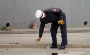 Saobraćajka kod Modriče: Maloljetnici povrijeđeni u sudaru automobila i mopeda