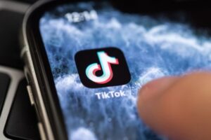 Tiktok odgovorio Fejsbuku: Uvodi opciju kupovanja putem aplikacije