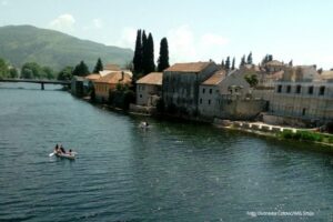 Tražilo se mjesto više: Zahvaljujući koroni Trebinje bilježi “turistički bum”