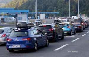 Stranci u velikom broju napuštaju Hrvatsku