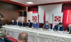 Okupljeni da sruše SDS sa vlasti u Ugljeviku: Osam stranaka podržalo Tasovca za načelnika