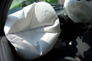 Aktivirao se vazdušni jastuk u kamionu: Banjalučanin dovezen u bolnicu sa povredama glave