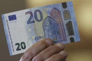 Nepromišljenost ga skupo koštala: Granični policajac dobio otkaz zbog 20 evra mita