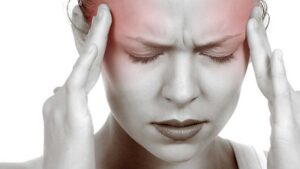 Bolovi u predijelu čela i lica, loša koncentracija: Kako se riješiti zimske glavobolje