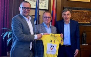 Dočekaće takmičare na cilju: Vesić dolazi u Banjaluku zbog biciklističke trke
