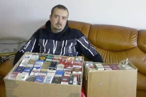 Nesvakidašnji hobi! Mladi kolekcionar prikupio 1.800 različitih kutija cigareta iz oko 80 zemalja svijeta