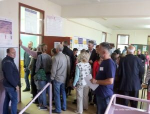 Nova lica ili veći sukobi kao motiv: Stručnjaci o povećanju izlaznost na izbore u BiH