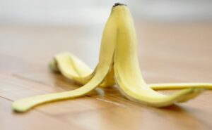 Ne treba je bacati: Ovako možete iskoristiti koru od banane