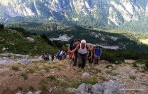 “Planina me je izliječila”: Vojin Mišeljić u devetoj deceniji života osvojio Maglić