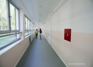 Korona napada i najmlađe u Srpskoj: Još četiri slučaja zaraze djece školskog uzrasta