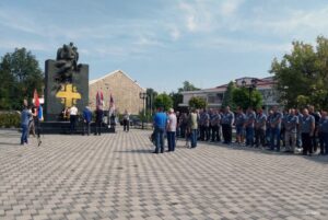 Služen parastos za 80 srpskih boraca u Brčkom: Do danas nisu pronađeni posmrtni ostaci nekih