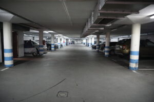 Građani često nemaju izbora: Kvadrat parkinga u centru Banjaluke kao kvadrat stana u naselju Ada