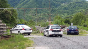 Stajao pored puta i imao kišobran: Muškarca u BiH danas ubio grom