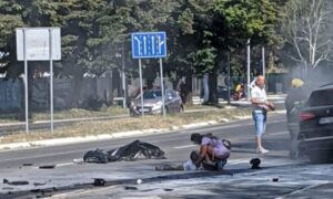 Očajnu majku policajci jedva zadržali: Muškarcu eksplozija otkinula obje noge, a bio svjestan