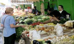 Građanima važnija ušteda od zimnice:  Slaba potražnja za povrćem na pijacama u Srpskoj