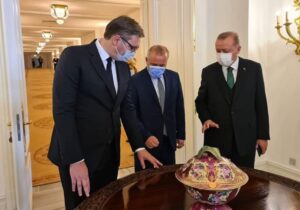 Razgovor u četiri oka: Vučić na radnom ručku sa Erdoganom u Istanbulu FOTO