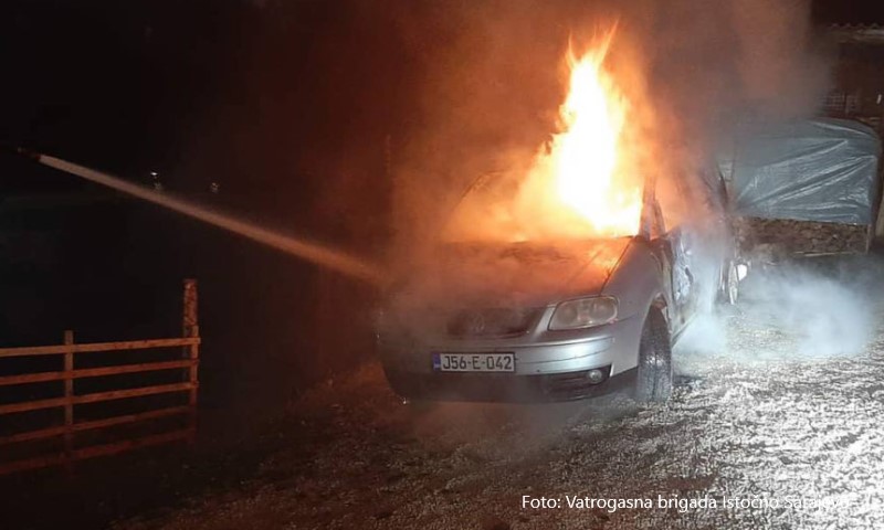 Uviđaj u toku: U požaru izgorio automobil
