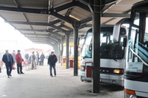 Vozimo prazne autobuse: Domaći prevoznici traže pomoć Vlade