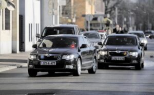 Nema krize za njih: Parlament BiH nabavlja nove automobile za više od 280.000 KM bez PDV-a