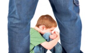 Užas u Sremskoj Mitrovici: Otac seksualno zlostavljao svog petogodišnjeg sina?