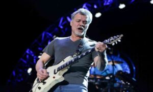 Tuga zbog odlaska velikana: Domaći i svjetski muzičari oprostili se od legendarnog gitariste