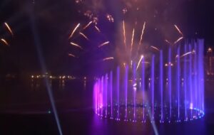 Pravi spektakl u Dubaiju: Ovako izgleda najveća fontana na svijetu VIDEO