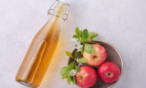 Koliko je dobro, sigurno niste znali: Jabukovo sirće u službi zdravlja i ljepote