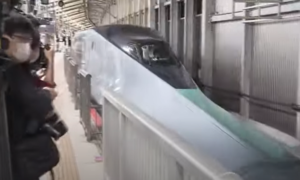 Sa putnicima! Japanski eksperimentalni voz juri 382 kilometra na sat VIDEO
