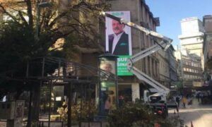 Realna slika predizborne kampanje u BiH: Isjekli drvo da se bolje vidi plakat kandidata