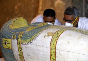 Zakopani prije više od 2.600 godina: Otkriveno 59 zapečaćenih sarkofaga sa mumijama