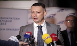 U Prijedoru krenula kampanja DNS! Nešić: Briga za ljude iznad politike i fotelja