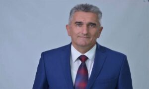 Ubuduće će biti samostalni delegat: DNS-ov Nikica Bosnić istupio iz “Srpske liste”