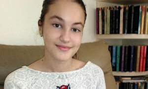 Njena ljubav su pjesme: Nina sa 12 godina napisala prvu knjigu poezije, a nagrade su počele da se nižu