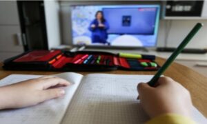 Briga više za roditelje! Negativna strana onlajn nastave među mlađim školarcima u BiH