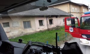 Buktinja u Banjaluci: U požaru život izgubio vlasnik kuće koja je gorjela (86)