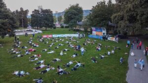 “Fitnesom do zdravlja”: Ministarka Davidović na prvom besplatnom treningu u parku