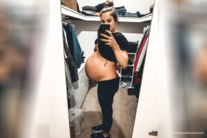 Nevjerovatne fotografije: Mama koja je rodila četvorke pokazala tijelo poslije porođaja