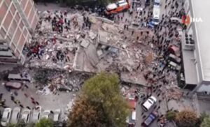 Poginulo najmanje šest osoba: Snimci iz vazduha prikazuju posljedice zemljotresa u Turskoj VIDEO