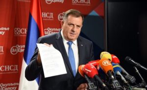 Kazna zbog loših rezultata: Dodik raspustio tri opštinska odbora SNSD-a