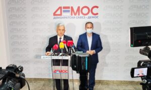 Čubrilović zadovoljan rezultatima Demosa: Osvojili smo 75 odborničkih mandata